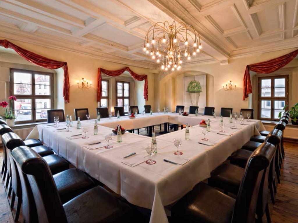 Wyndham Garden Quedlinburg Stadtschloss מראה חיצוני תמונה